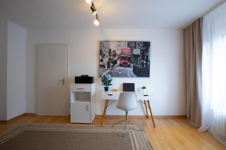 2 Bedrooms Single Apartment