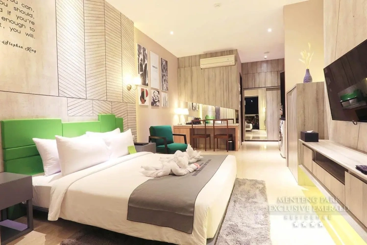 Deluxe room with city view