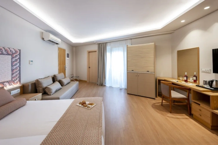 Standard Quadruple room with balcony