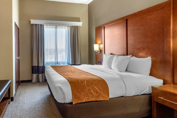 Comfort Suites Batesville