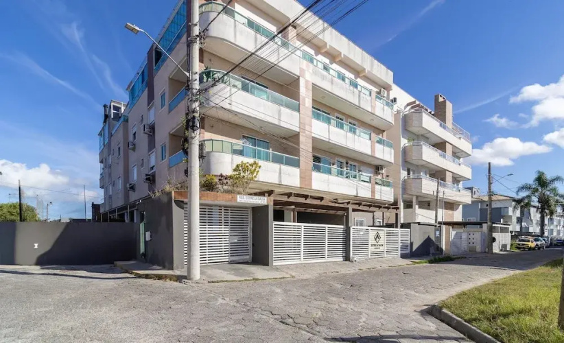 Apt 650m From Ingleses Beach Etd0101