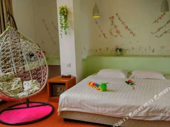 Twin Family Suite