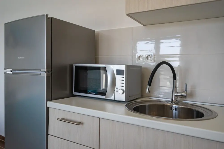 1 Bedroom Apartment with balcony and with city view