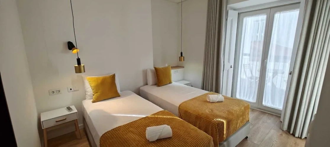Standard Twin room with balcony and with courtyard view