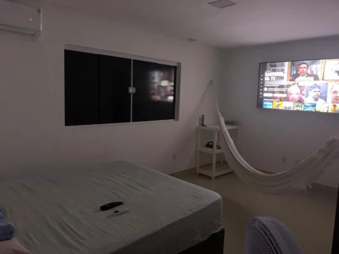 4 Bedrooms Cottage