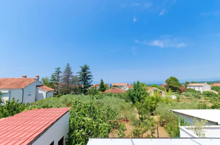 Apartment Besima