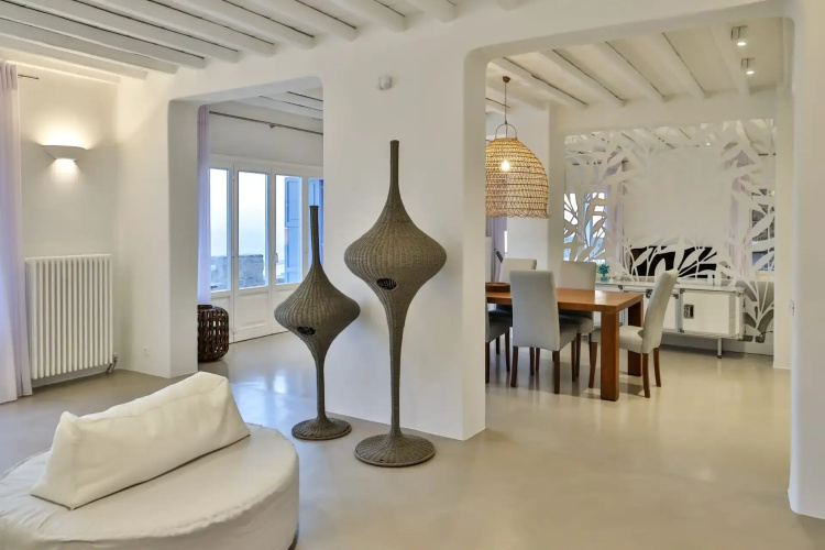 Altavista Villa