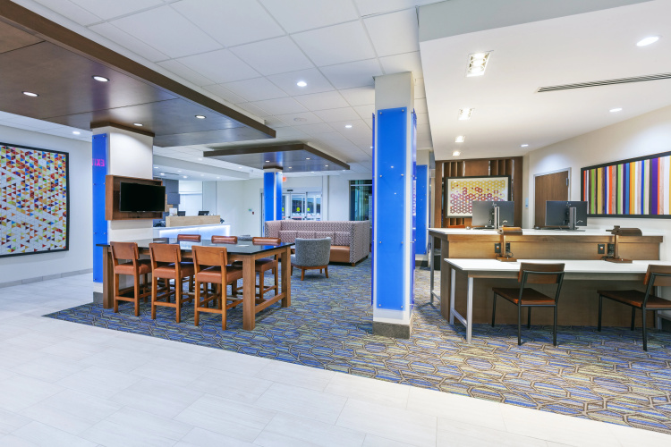 Holiday Inn Express & Sts Tulsa Northeast - Owasso photo 23