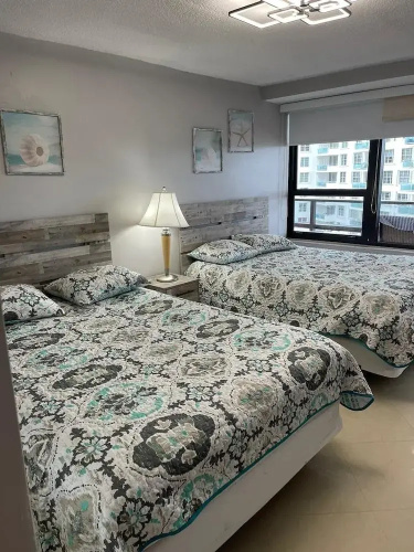 Alexander 919 2 Bedroom Apts by RedAwning