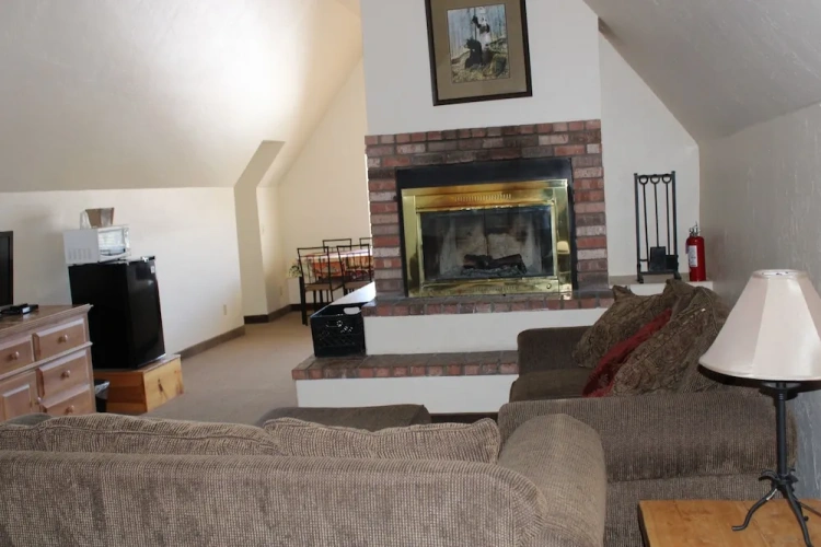 2 Bedrooms Standard Quadruple Family room