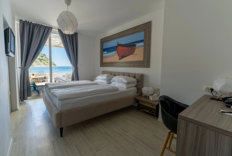 Barbara Piran Beach hotel