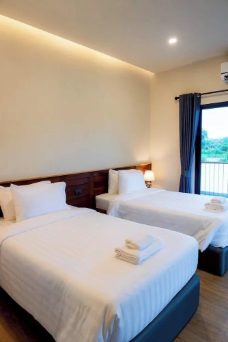 Standard Twin room with balcony