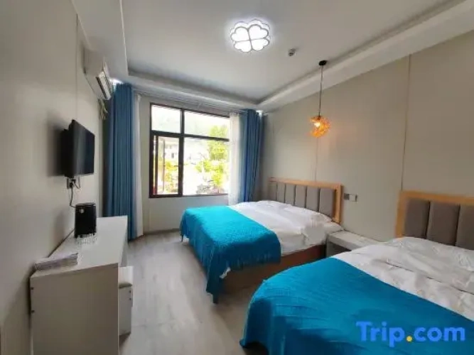 Standard Family room