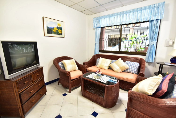 Nong Apartment Pattaya - Adults Only