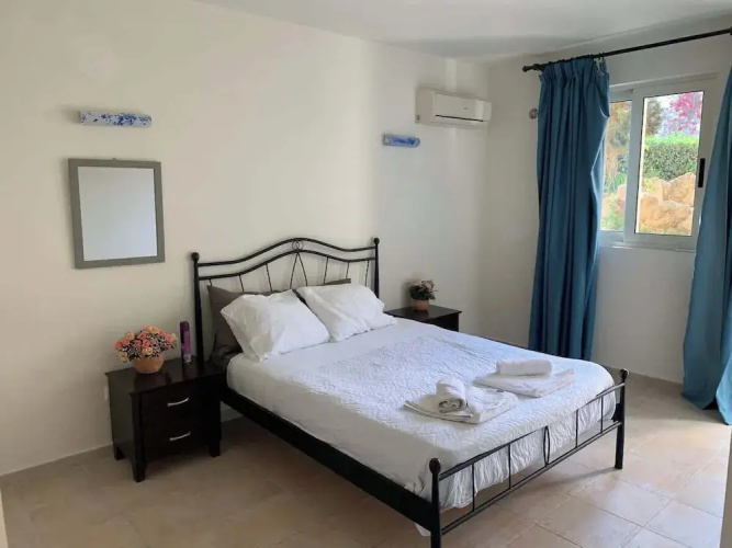 Cassiopeia 3-Bedroom House on beach