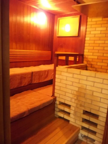 Capsule Hotel Noble