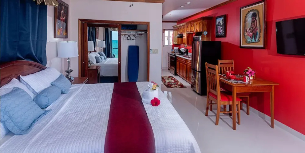 Miramar Apartments
