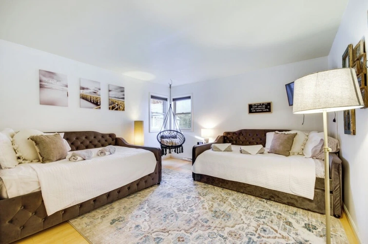3 Bedrooms Cottage