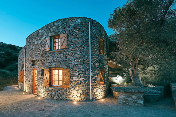 Villa Monadi
