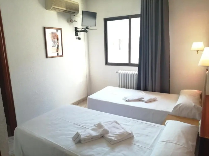 Standard Triple room with balcony and with view
