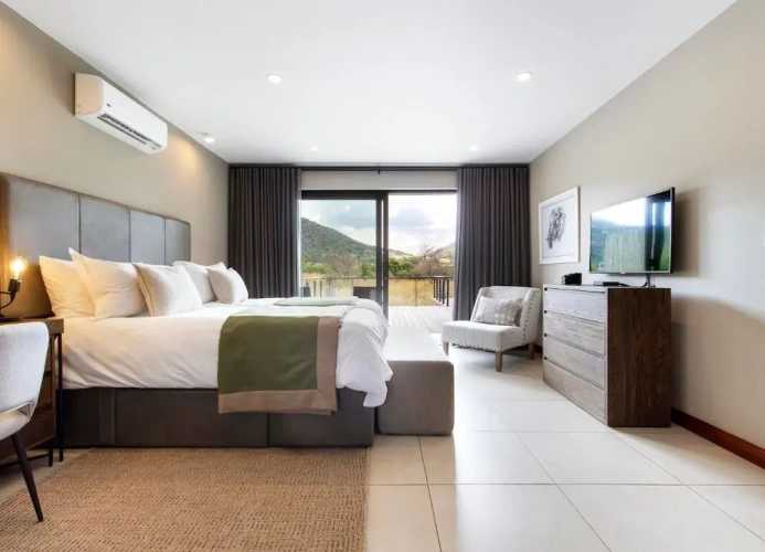3 Bedrooms Executive Double Villa