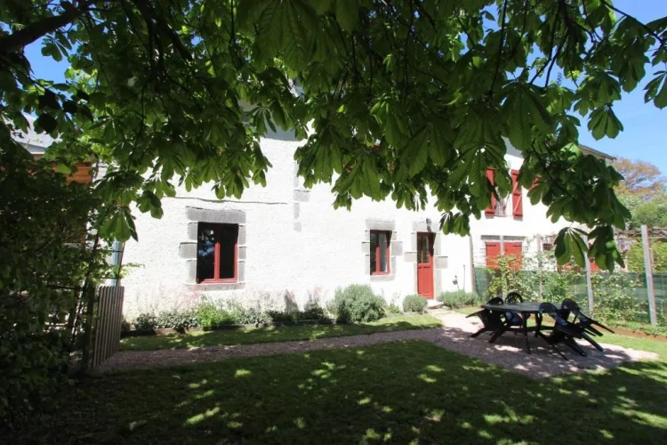 2 Bedrooms Cottage