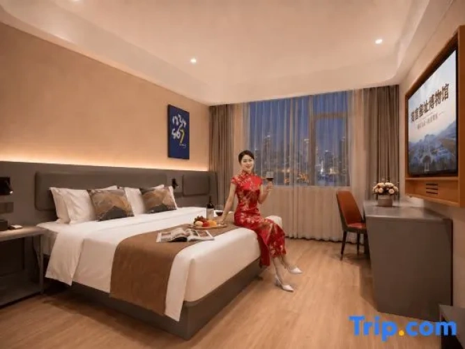 1 Bedroom Business Suite