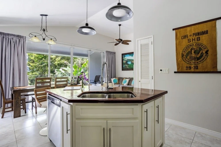 3 Bedrooms Family Cottage