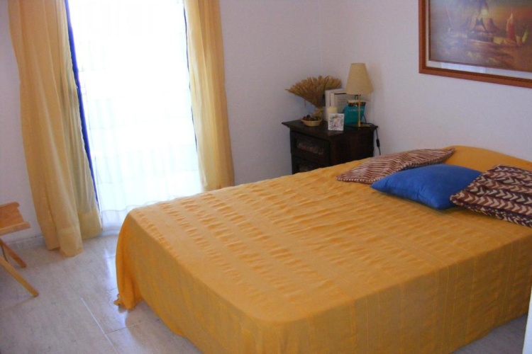 3 Bedrooms Apartment