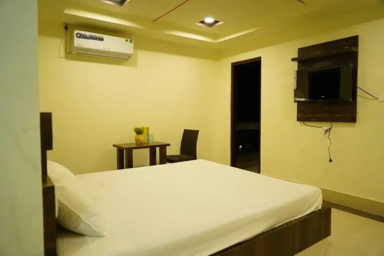 Hotel Devraj