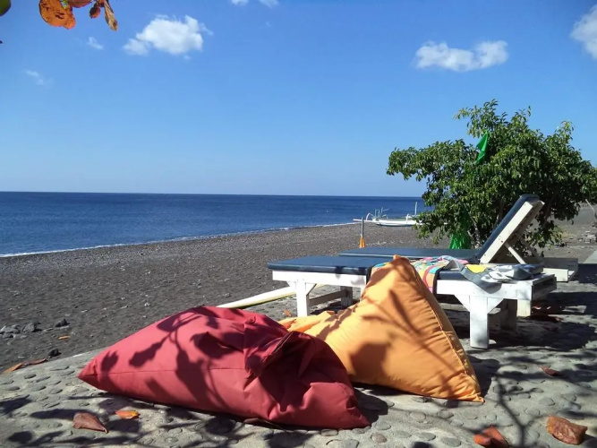 Solaluna Beach Homestay
