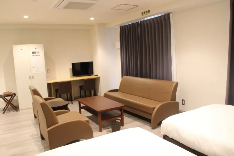 Hotel 2020