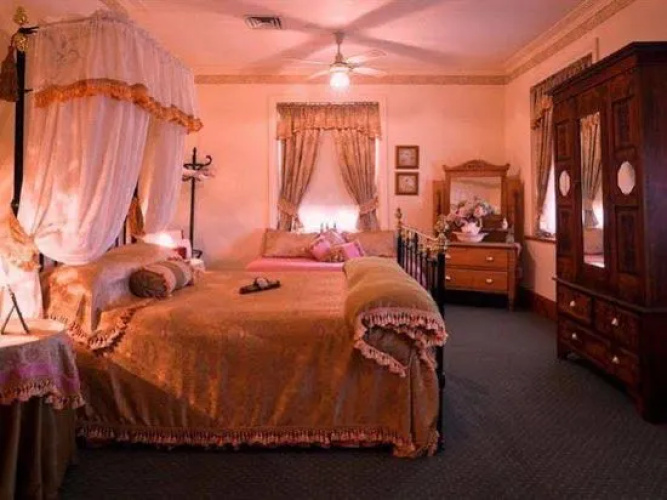 Segenhoe Inn Historic Bed & Breakfast