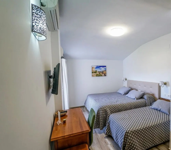 Hostal y Apartamento Rural Los Naranjos