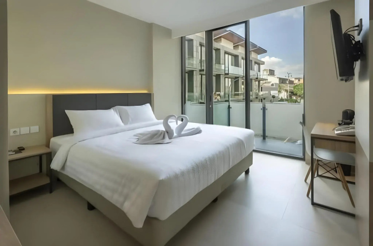Front One Harvest Hotel Wonosobo