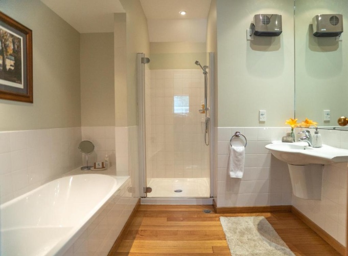 Suite with mountain view