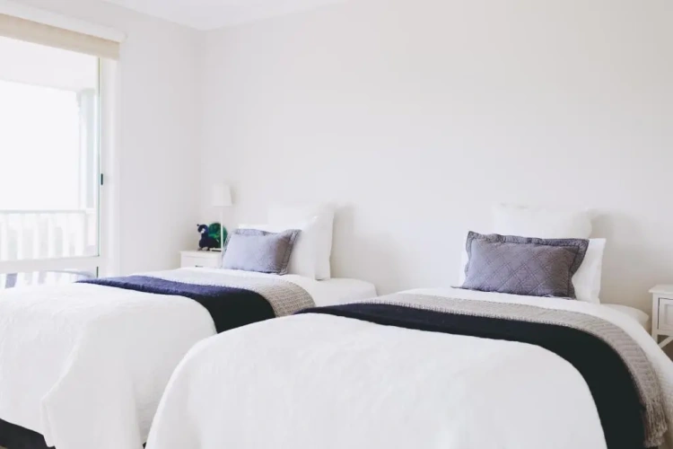 2 Bedrooms Cottage with garden view