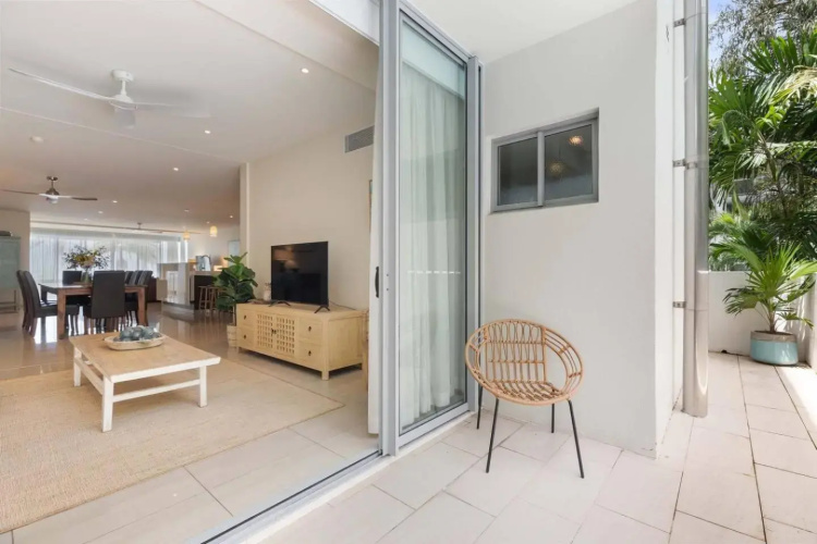 Beachfront Condo 5202 at Drift Resort