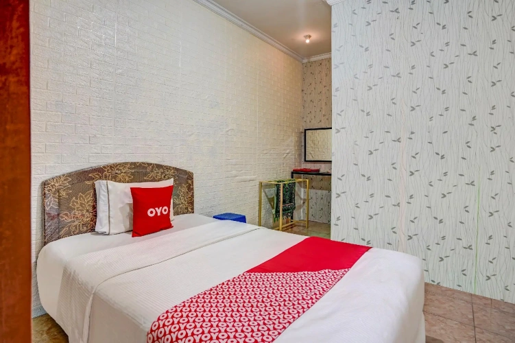 Deluxe Single room