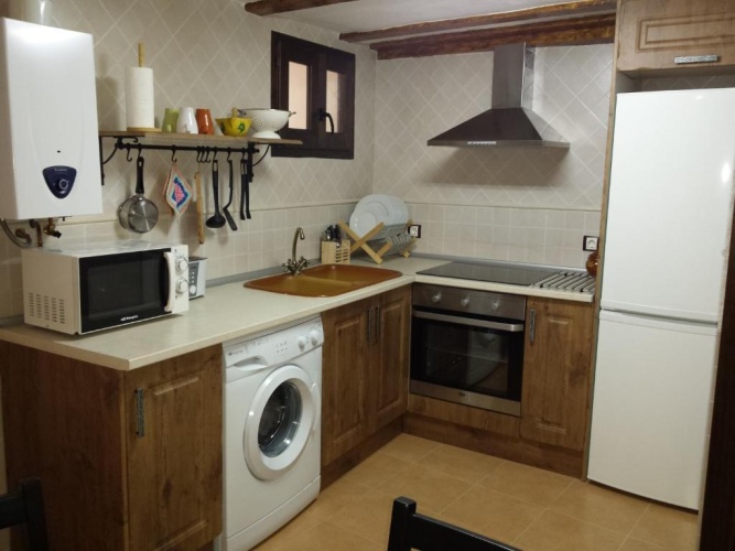 3 Bedrooms Apartment