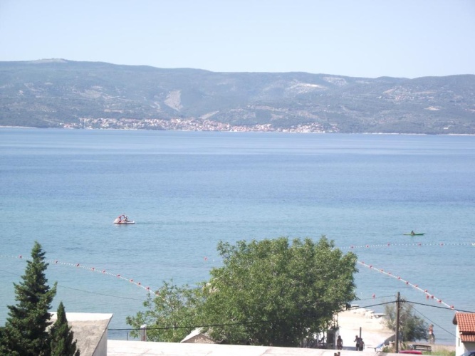 2 Bedrooms Apartment with balcony and with sea view