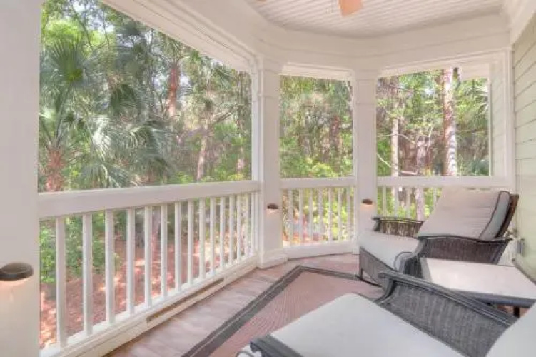 215 Glen Abbey