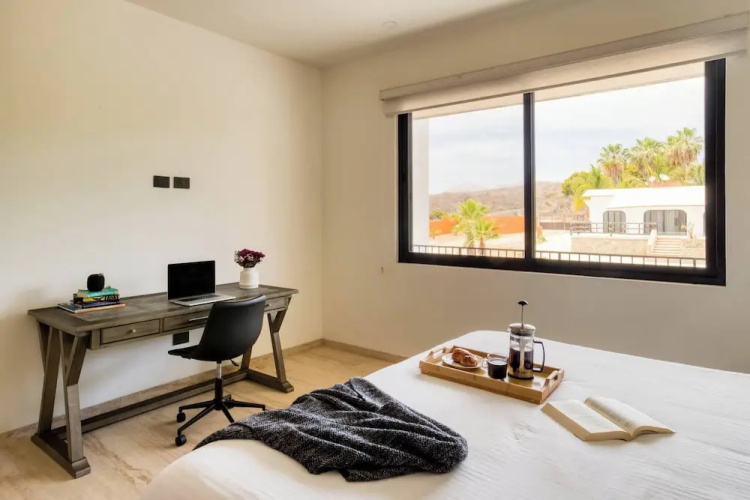 Group Apt #13 #16, no View, 3br, 12 pax