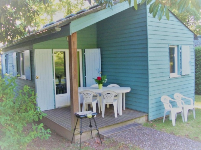 2 Bedrooms Chalet
