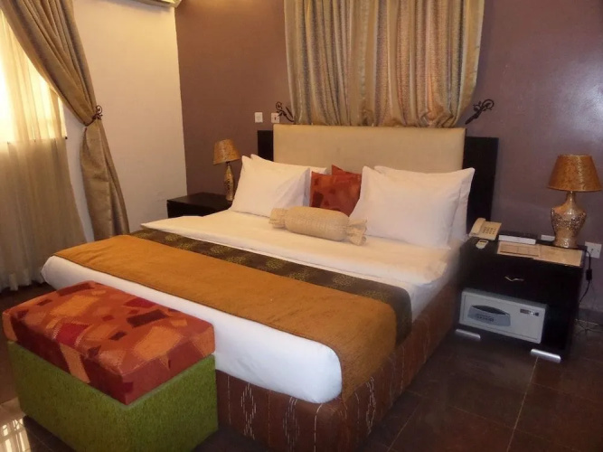 Suru Express Hotel