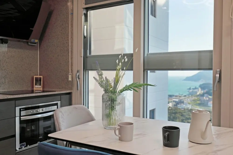 2 Bedrooms Suite