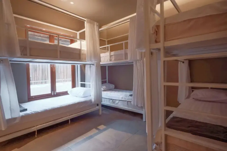 C Lanta Hostel - Adults Only
