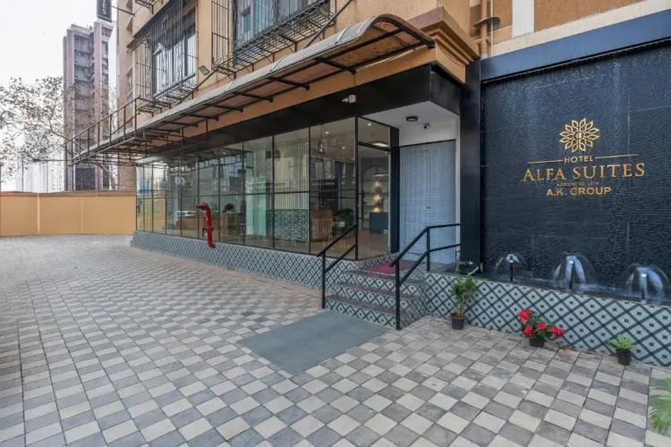 Hotel Alfa Suites