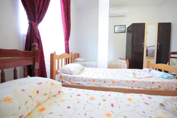 Standard Triple room with balcony and with view