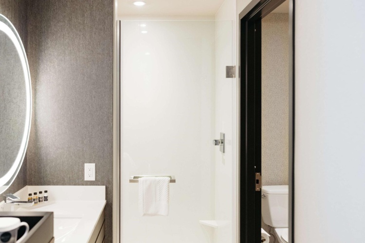 Corner Double Studio Suite